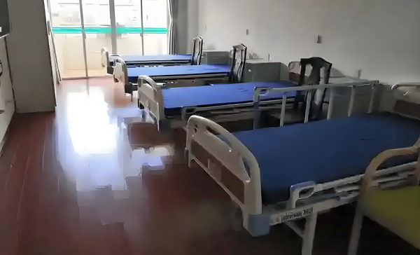 深圳入户标准_黄奕女儿不读书想去韩国当练习生，颜值是硬伤 国当练习生张地址：