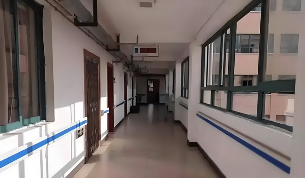 留学回国人员落户深圳的条件_丁子朗認TVB劇集的確開少咗，放眼世界：唔係淨係得敞台 站台上随声发出即爆尖叫